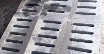 江西 芝麻灰石材沟盖板