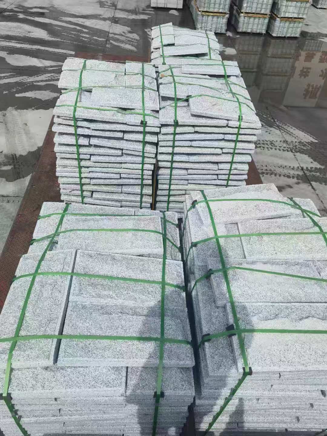 江西 芝麻白蘑菇石装车出货