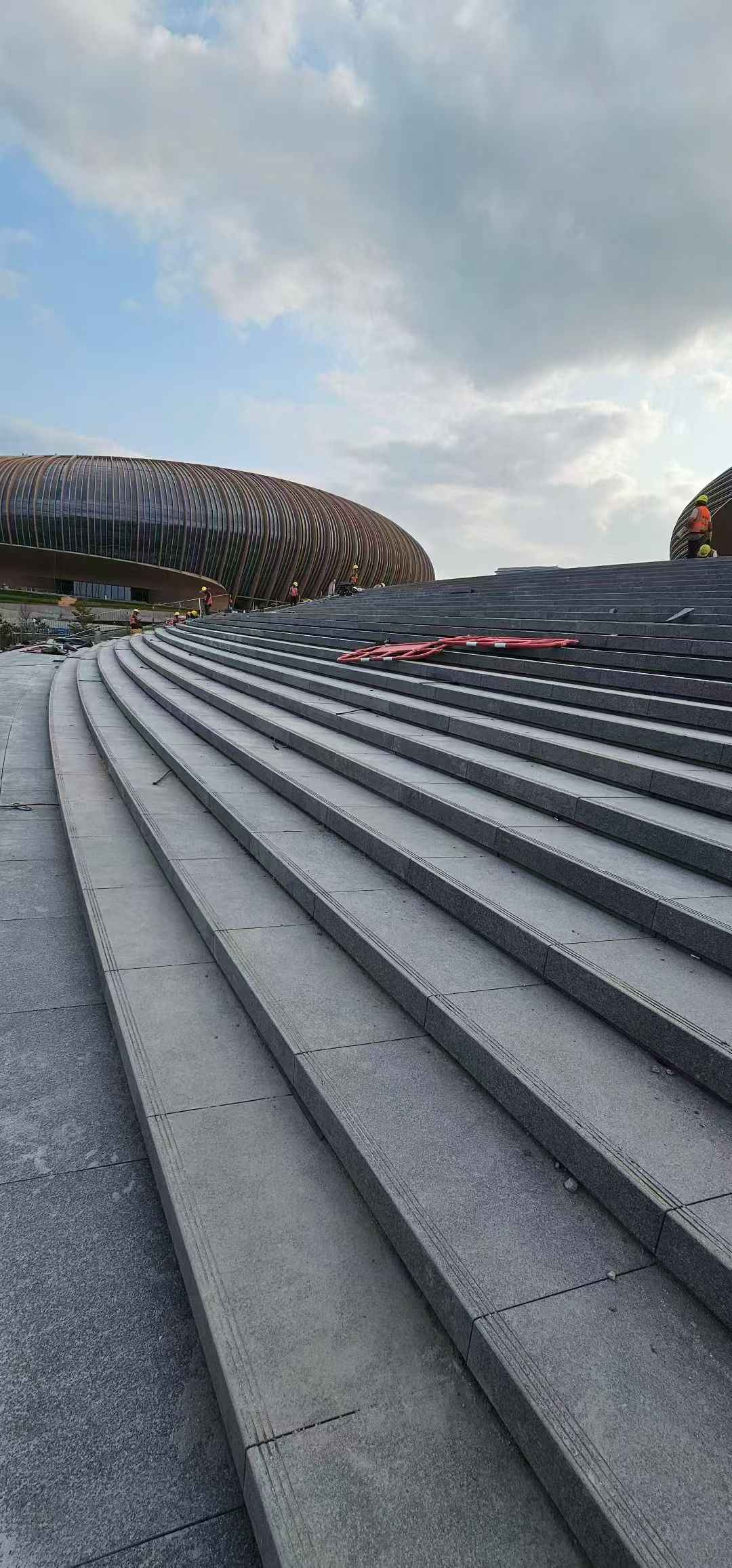 江西 弧形整石台阶铺装效果图