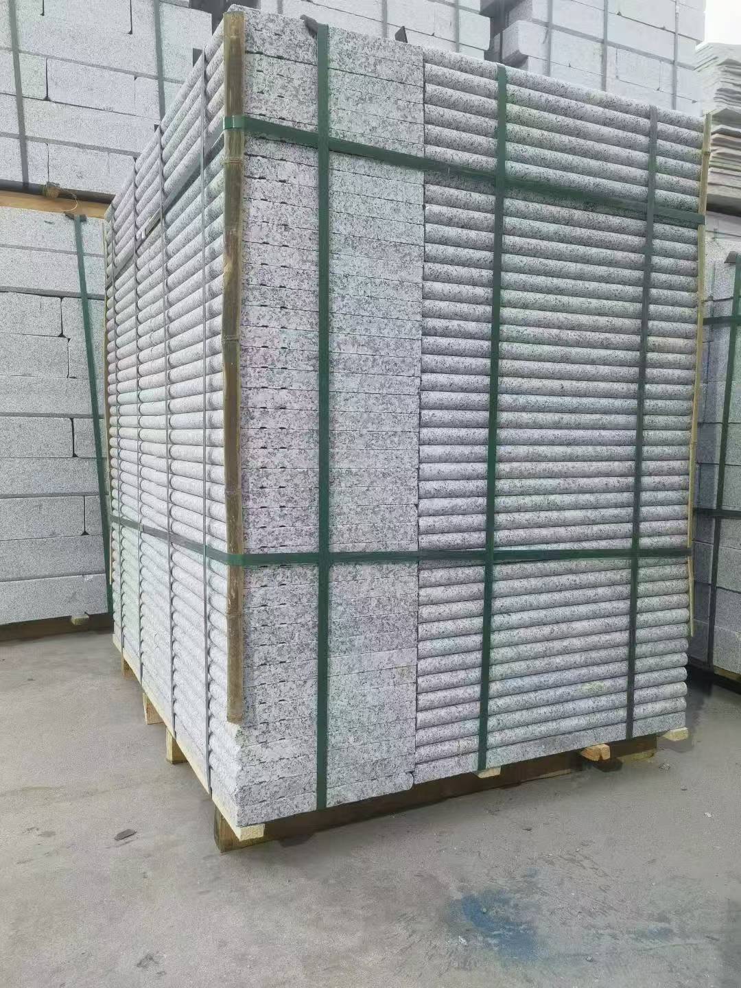 江西 芙蓉白3公分厚磨圆边、拉槽，楼梯踏步