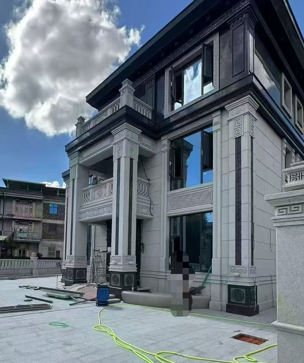 江西 别墅干挂，芝麻白与芝麻黑完美配合