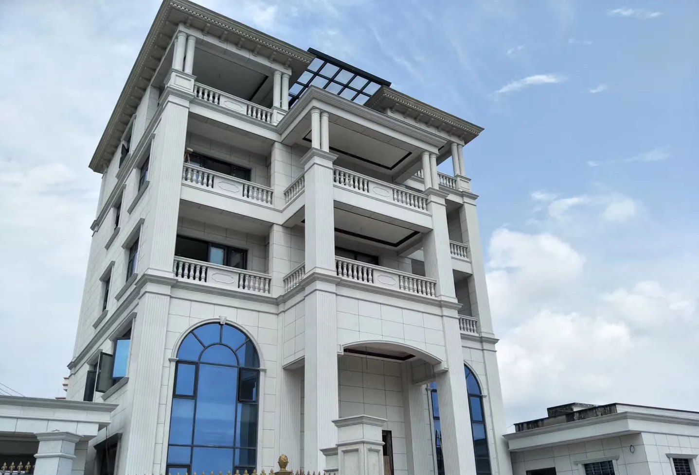 江西芝麻白别墅干挂效果展示